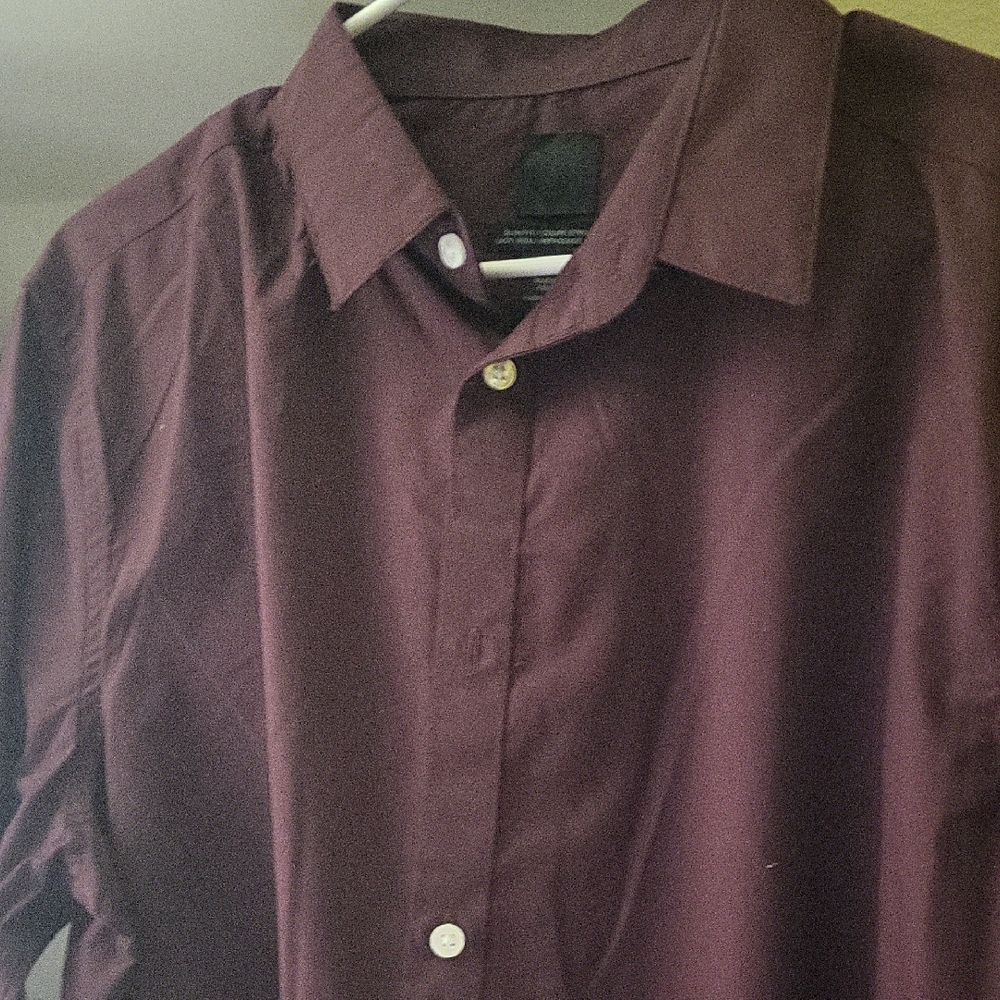 H&M Men's Dark Burgundy Casual Shirt
